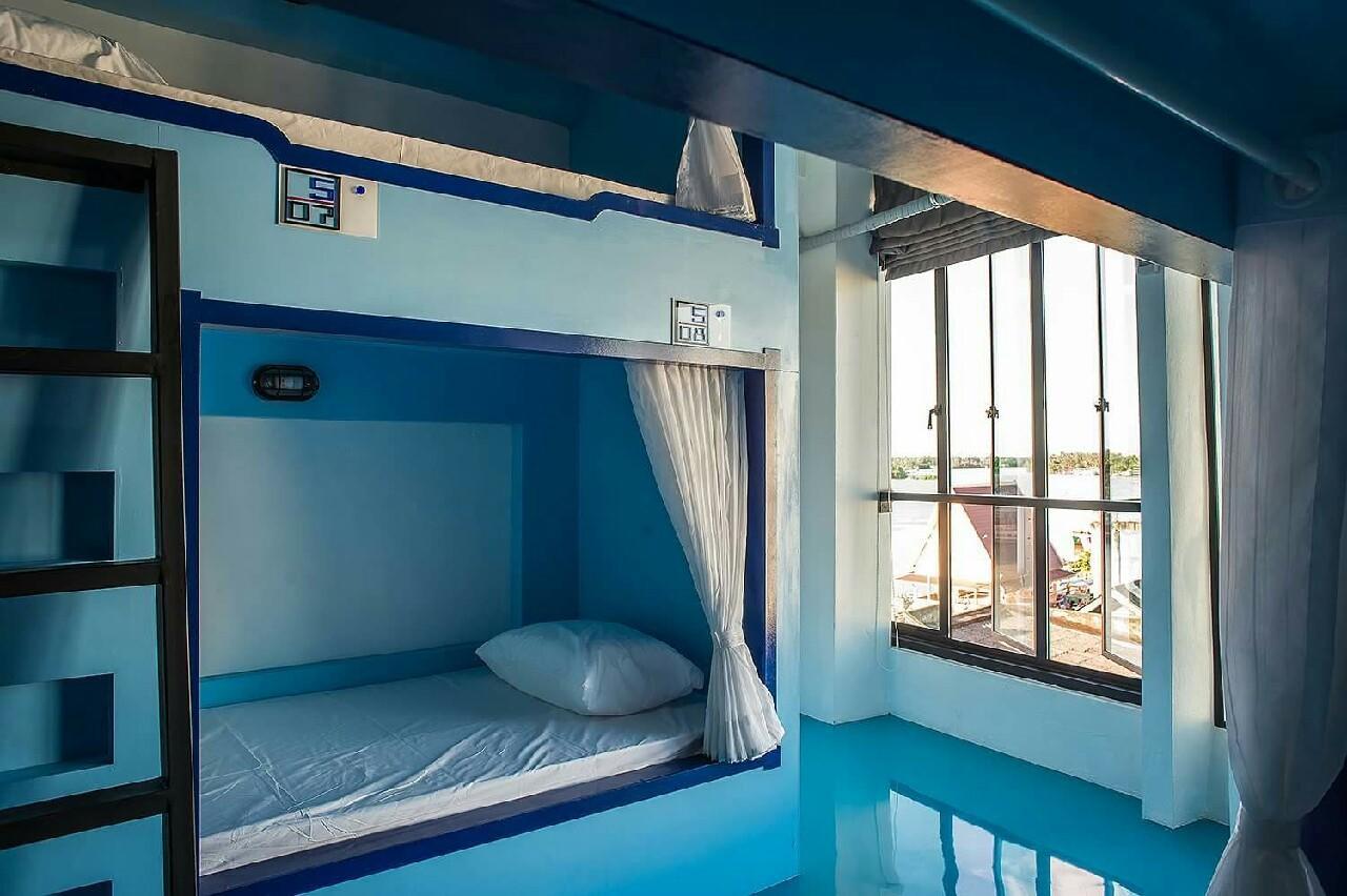 The Port Hostel Surat Thani Exterior foto